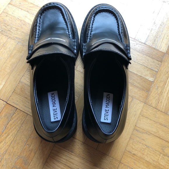 Steve Madden Shoes - Steve Madden loafers. Chunky platform